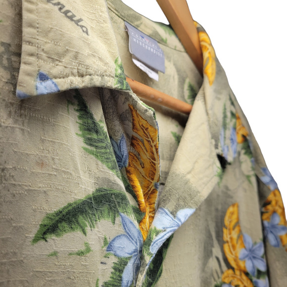 St. Louis Cardinals Floral Hawaiian MLB Genuine Button Up Shirt Size Large - Picture 2 of 7